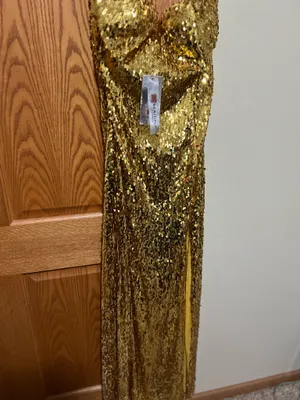 Beautifly Gold sequin gown thumbnail 4