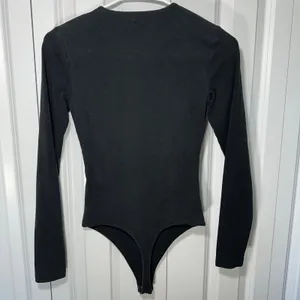 Abercrombie‎ Long-Sleeve Cotton-Blend Seamless Fabric Crew Bodysuit Black XS thumbnail 4