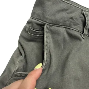 Forever 21 Olive Khaki Chino Shorts L Cuffed Preppy Utility thumbnail 3