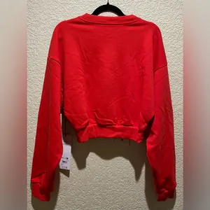 Alo Yoga NWT Cropped Accolade Crewneck Bright Red Sweatshirt Size S thumbnail 5