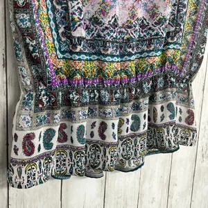 DR2 Sheer Colorful Geometric Pattern Lightweight V Neck Sleeveless Blouse Large thumbnail 4