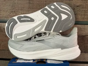 Brooks running sneakers  thumbnail 5
