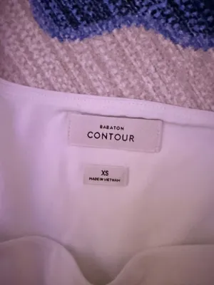 Aritzia Babaton Bodysuit Contour Long Sleeve thumbnail 3