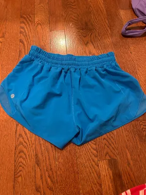 Lululemon Hotty Hot thumbnail 2