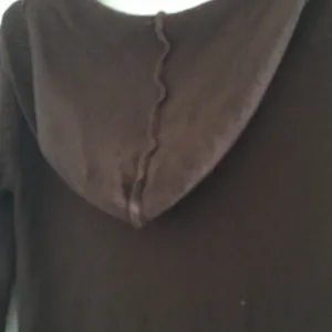FINAL MARKDOWN Derek heart hooded sweater small thumbnail 6