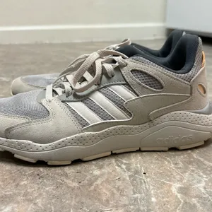 ADIDAS Crazy Chaos Gray Sneakers Size 9 thumbnail 10