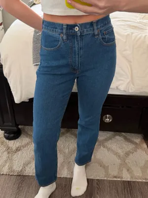Abercrombie & Fitch Ultra High Rise Ankle Straight Jean thumbnail 1