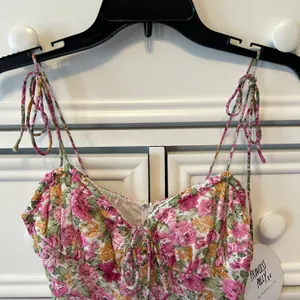 Princess Polly NWT Floral Dress Size US 4 thumbnail 3