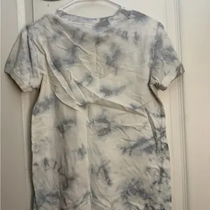 Victoria's Secret PINK Gray Tee thumbnail 3