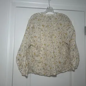 J.Crew Womens L Floral Cotton Button Down Blouse Yellow Pink Ditsy cottage boho thumbnail 6