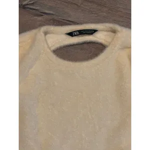 Zara open back with tie women's‎ shirt, size small thumbnail 7