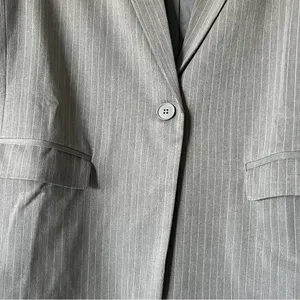 Klassy Network Gray Pinstripe Blazer Women’s Size L NWT thumbnail 8