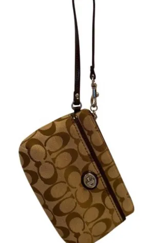 Wristlet thumbnail 2