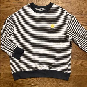 White Birch Smile emoji Crewneck Sweatshirt Charcoal Gray Stripe. Size XL thumbnail 2