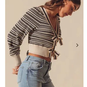 SO Me Ribbon Button Crop Cardigan Black thumbnail 6