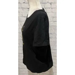 Victorias Secret women’s Black VS Silver Logo Short Sleeve Top Shirt Medium thumbnail 3