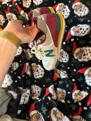New Balance Shoes Women’s thumbnail 4