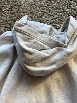 Aritzia Sweatshirt thumbnail 5