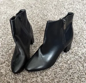 Bandolino Boots Sz 8M thumbnail 1