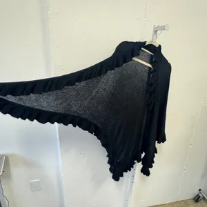 Design History Cashmere Wool Angora Blend Ruffle Trim Knit Shawl Wrap O/S Black thumbnail 4