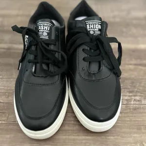 Black Casual Sneakers Faux Leather for Women Size 9 Brand New thumbnail 1