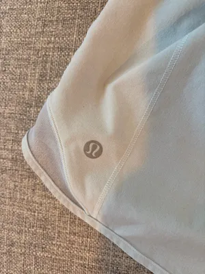 Lululemon Hotty Hot 4" thumbnail 4