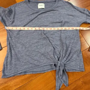 Abercrombie Fitch Blue‎ Marled Knit Tie Front Long Sleeve Top Womens Size L thumbnail 6