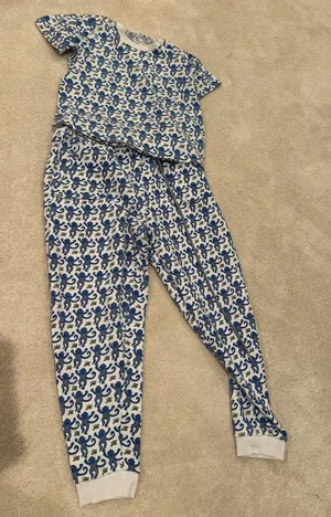 Roller rabbit monkey pajamas S 💙 🤍  thumbnail 1