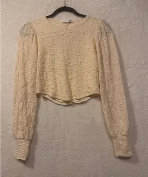 Altar'd State Ivory Textured Lace Cropped Long Sleeve Keyhole Back Top‎ Medium thumbnail 1