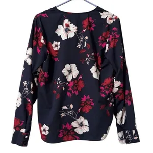 A New Day Women's Long Sleeve V-Neck Blouse Size Medium Polyester Floral‎ Office thumbnail 2