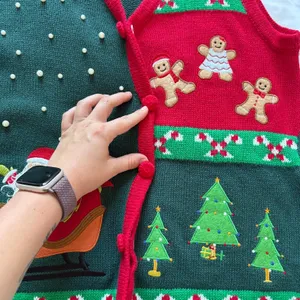 Vintage Laura Scott Christmas Sweater Vest Large Green Red Santa Gingerbread thumbnail 3