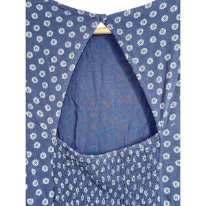 Abercrombie & Fitch Blue White Floral Smocked Puff Sleeve Blouse Top Size Small thumbnail 8