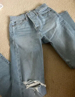 Levi Straight Jeans  thumbnail 1