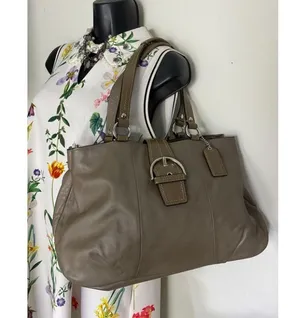 COACH Medium/ Large Leather Brown Shoulder Bag thumbnail 9