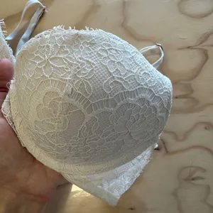 Victorias Secret Dream Angels White Lace Push Up Bra 34B 402665-FGQ Eyelash Trim thumbnail 6