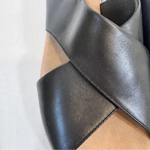 Clarks Black Leather Strappy Wedge Sandals Womens 10 Comfort Shoes Beachy Summer thumbnail 5