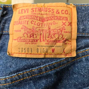 Vintage Levi’s dark wash button fly jeans size 11 26x30 Made In USA thumbnail 2
