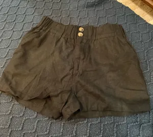 Forever 21 Black Linen Shorts thumbnail 1