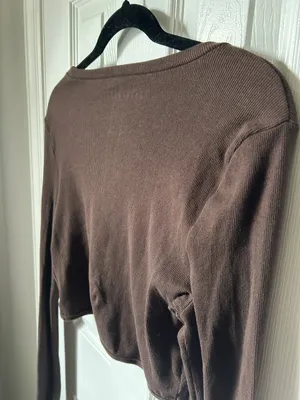 Aeropostale Women’s  Long Sleeve Cropped Top thumbnail 4