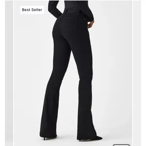 Spanx EveryWear Flare Jeans Womens High Rise Pull On Clean Black size S classy thumbnail 2