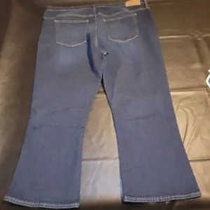 NWT J Crew Mercantile Womens 9" High Rise Jeans‎ 36 thumbnail 2