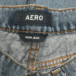 Aero Distressed Mom Jeans Women’s 4 thumbnail 2