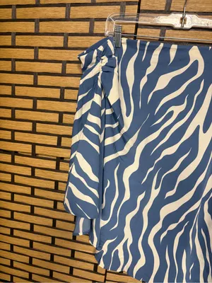 Abercrombie & fitch blue and white skirt size large thumbnail 3
