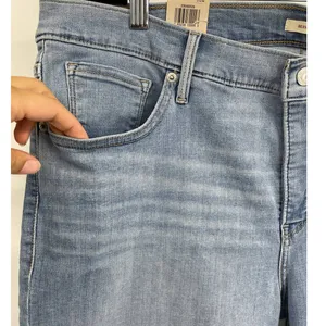 Levi's Blue Shaping Bermuda Jean Shorts 20W Mid Rise Stretch Roll Hem NEW Womens thumbnail 8