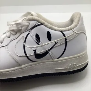 Nike Air Force 1 Low top Have a Nike Day Size 7.5 thumbnail 2