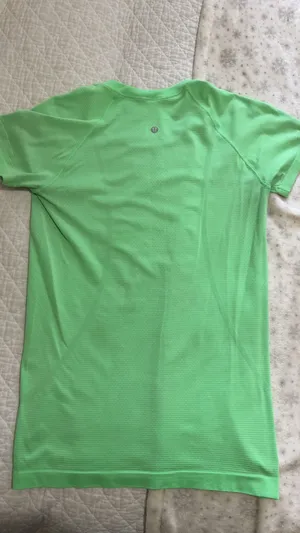 Lululemon Swiftly Tech Short Sleeve thumbnail 2