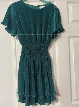 Dress thumbnail 3