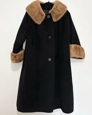 Vintage black wool Coat with Mink Collar & Cuffs size large thumbnail 1