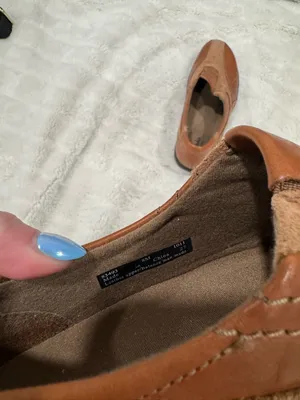 Clark’s Tan Shoes thumbnail 5