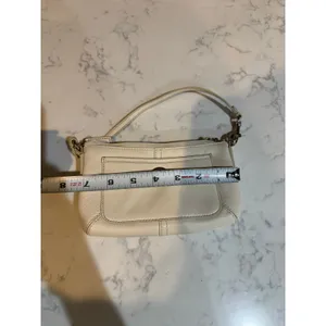 Coach mini zipper wristlet cream leather turnlock front pocket Y2K classic chic thumbnail 14